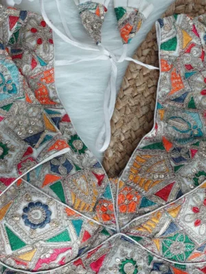 Noor-e-Riwaayat blouse