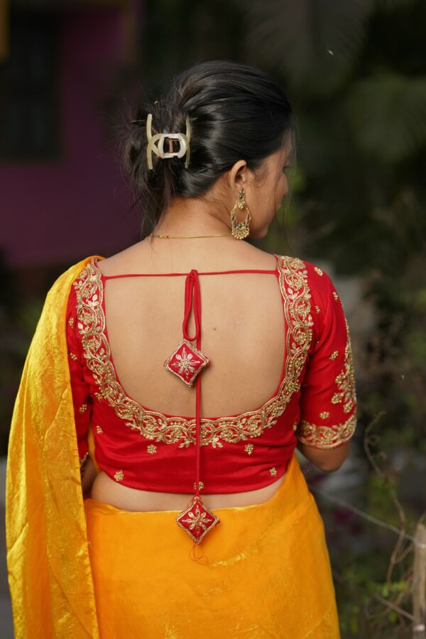 New design bridal heavywork soft silk front hook free size back